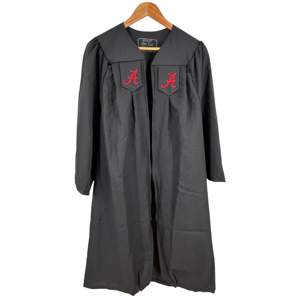 Oak Hall University of Alabama Graduation Gown Black Embroidered 5ft to 5.2